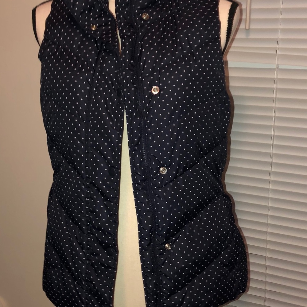 Gap puffer vest